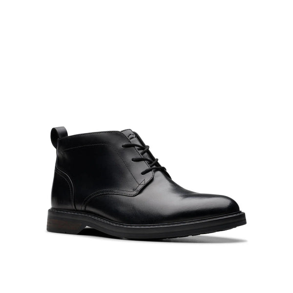 Clarks Aldwin Chukka Black מגפי קלארקס לגברים שחור