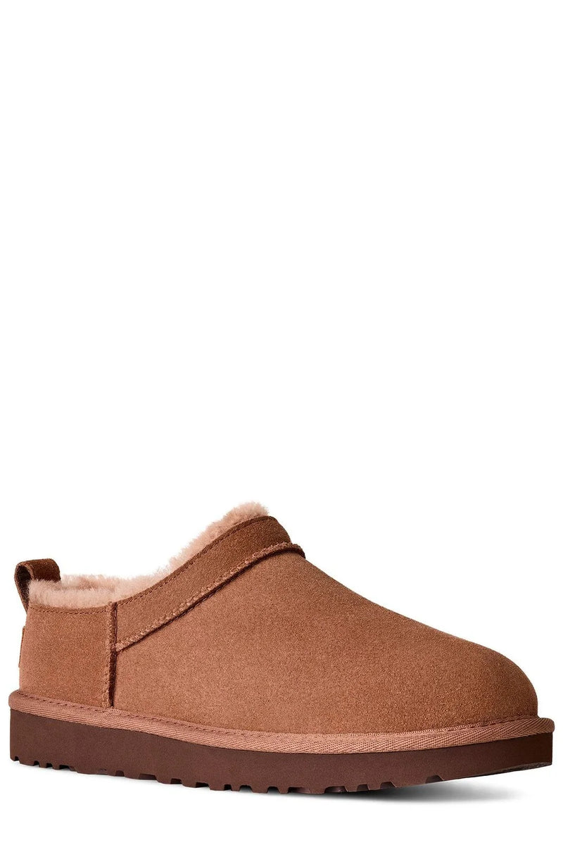 נעלי קלאסיק מיקרו חום UGG CLASSIC MICRO BROWN